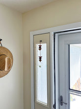 Grounded Triangle Bead Air Plant Hanger